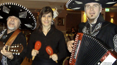 Muziek en danseressen uit Mexico